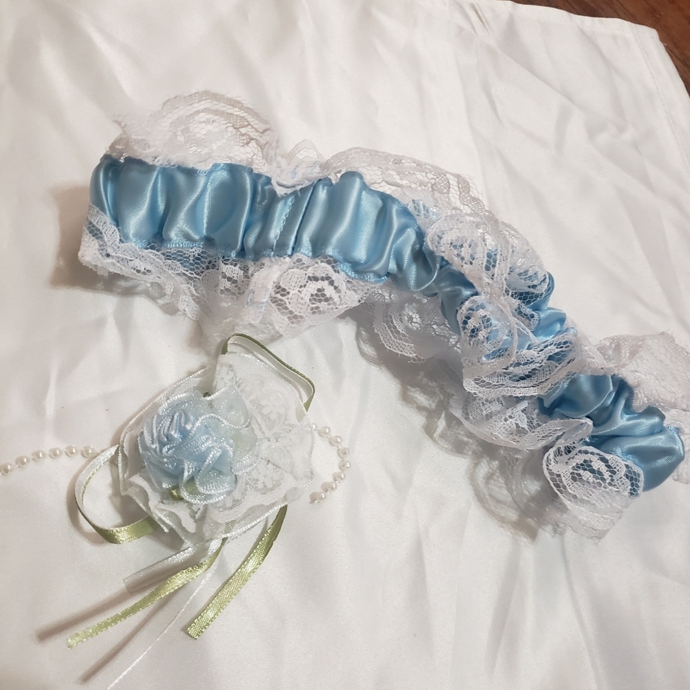 💙 Garter & Pin - Picture 4 of 7